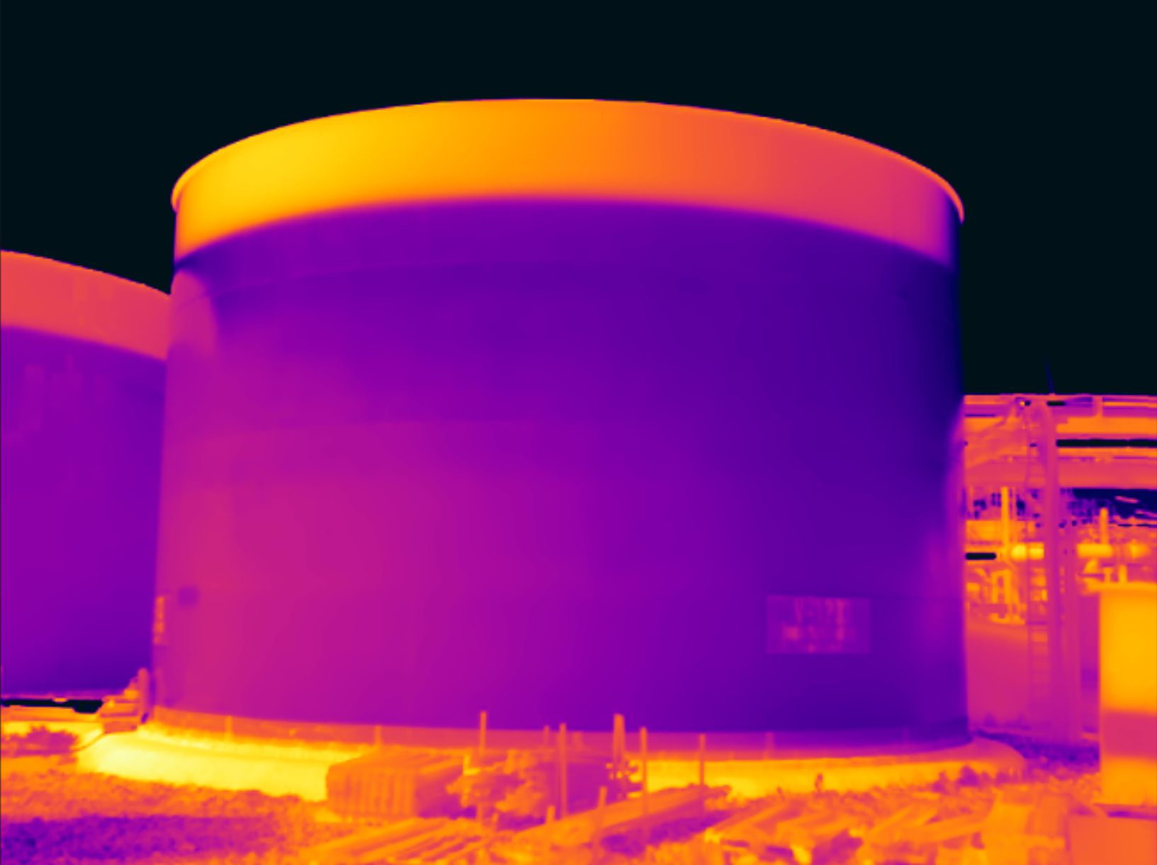 Diensten: Tankniveaumeting in de industrie met thermografie